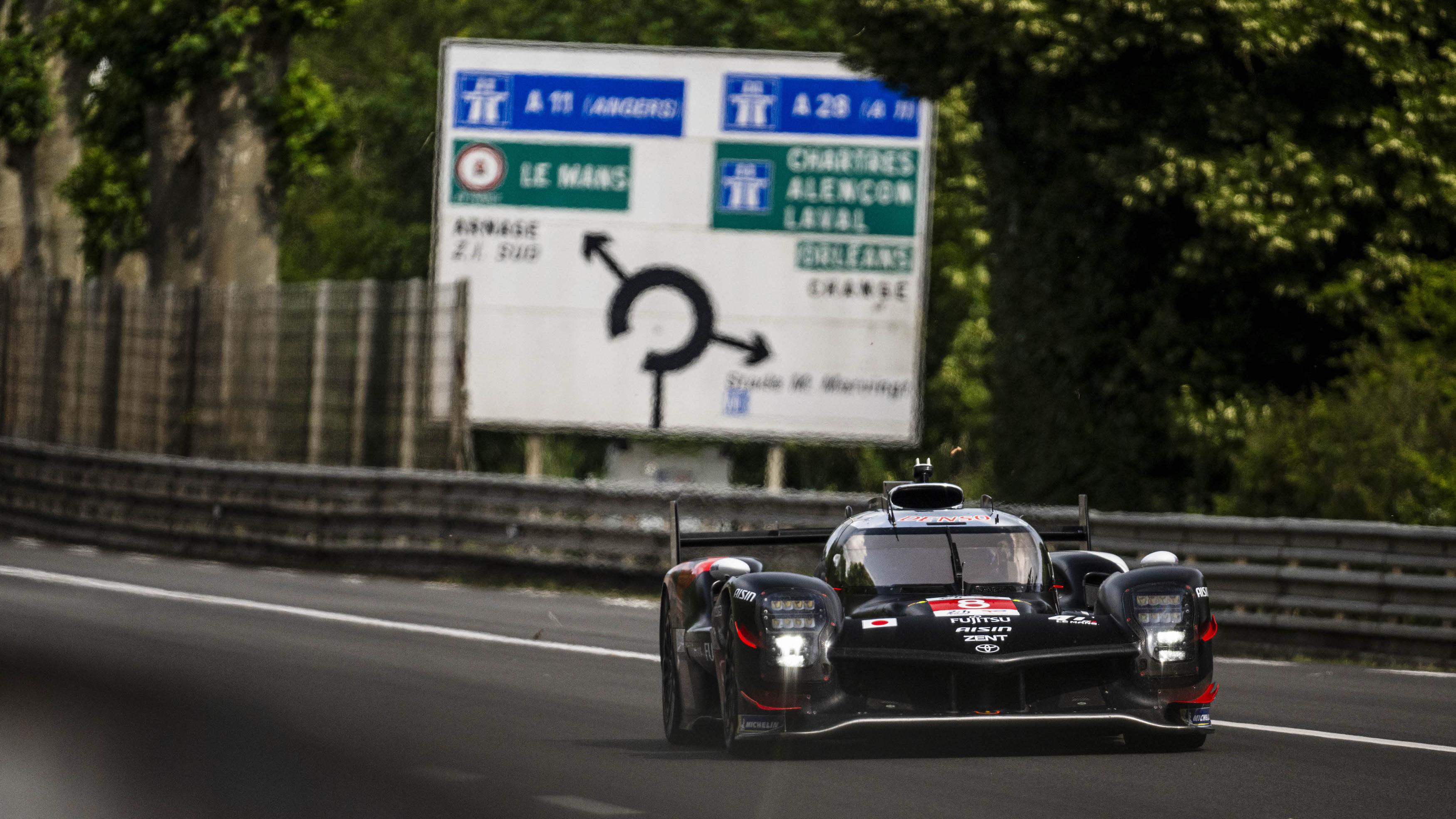 Toyota ends test day on top