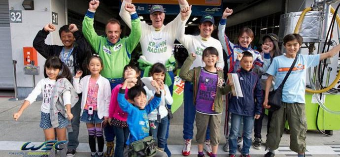 Keiko Ihara and Krohn Racing welcome Japanese school children
