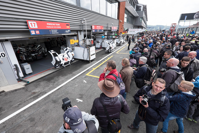 Holiday Atmosphere in WEC Pitlane at Spa