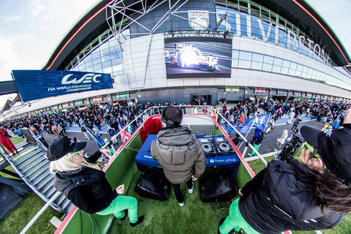 PLUS DE 45 000 SPECTATEURS ONT PROFITÉ D’UN WEEK-END EXTRAORDINAIRE À SILVERSTONE