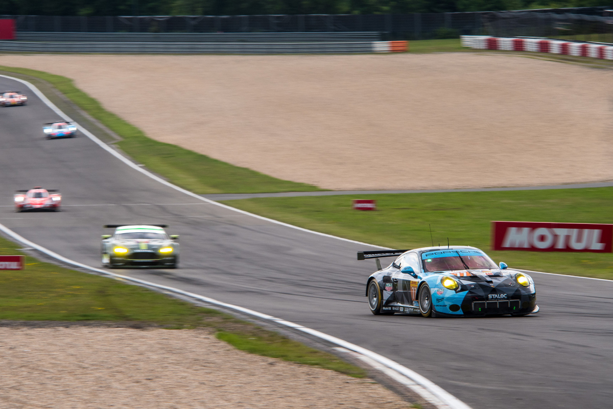 Two points separate top three LMGTE-Am teams at halfway stage
