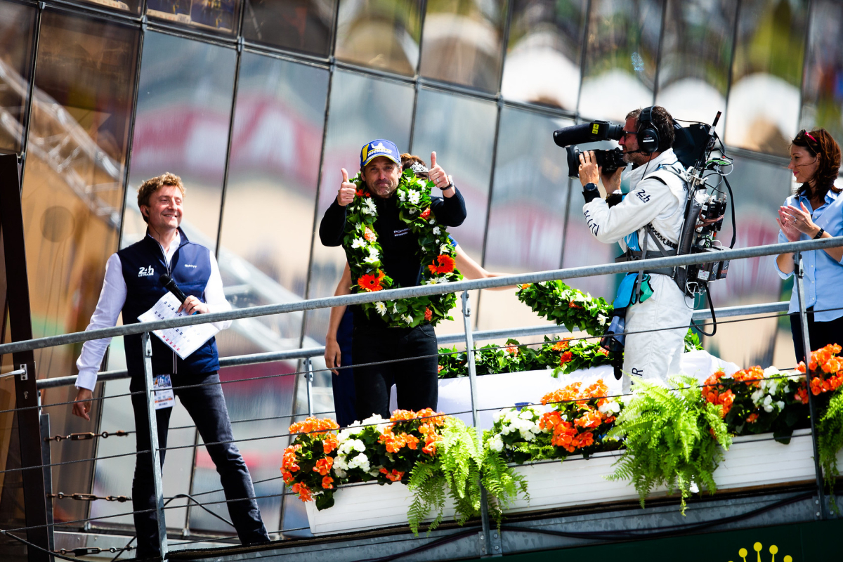 Patrick Dempsey de retour sur la piste!! (vidéo)