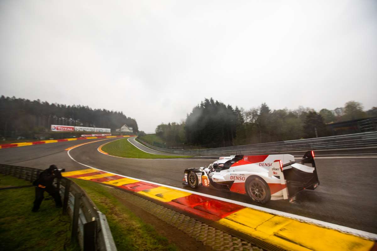 Alonso quickest in wet FP2 session; No.95 Aston Martin top in LMGTE Pro