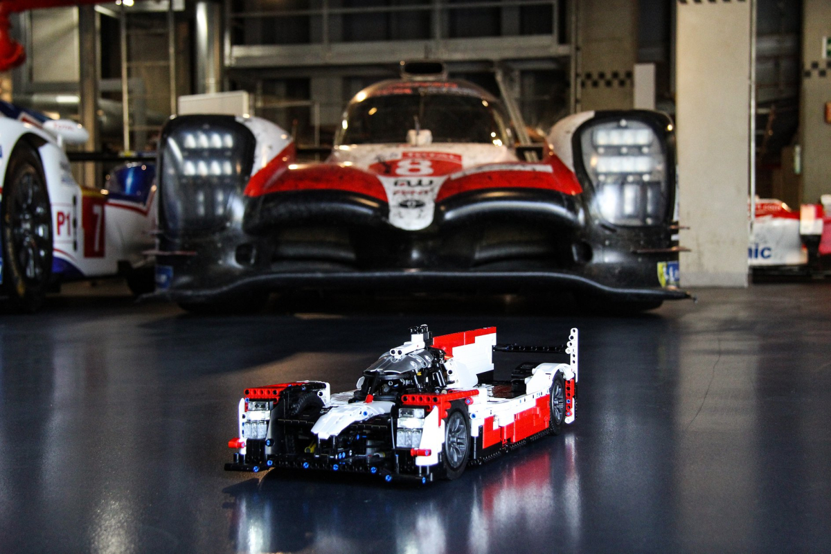 Toyota TS050 HYBRID meets its younger Lego brother!
