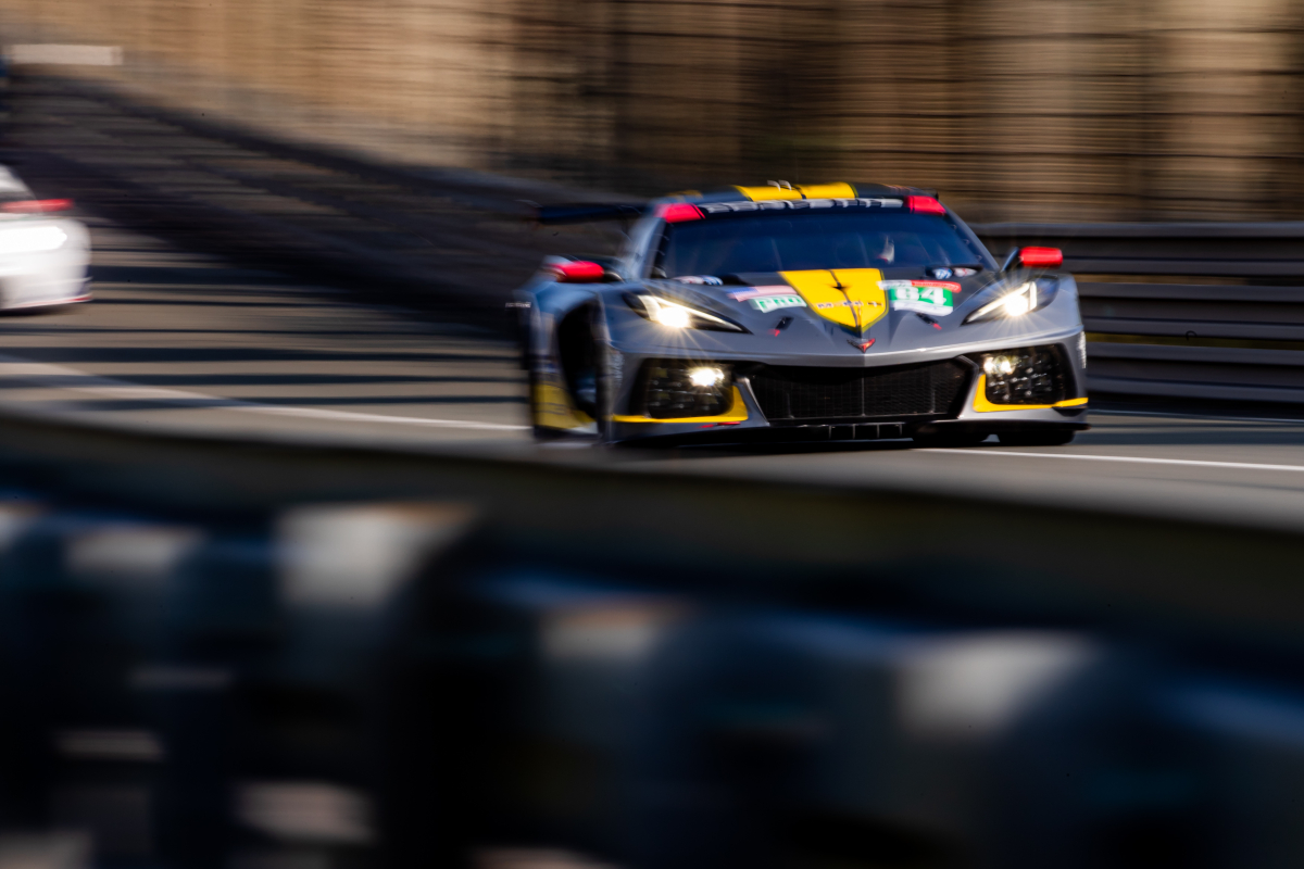 LMGTE Pro : Alexander Sims se réjouit de la lutte avec Ferrari et Porsche.