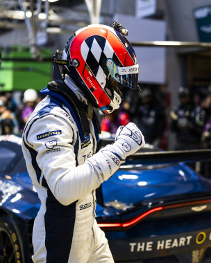 Aston Martin shines bright tonight! ✨   Congratulations to #27 @theheartofracing crew for a fantasti