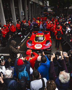 Nothing turn heads like a Ferrari. #WEC #LeMans24 #Ferrari