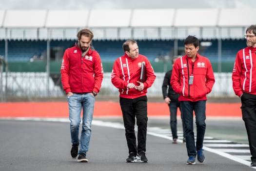 Jean-Eric Vergne : "impatient d'être en piste avec CEFC Manor TRS"