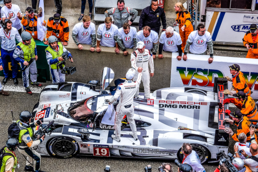 Quel est le point commun entre  la Porsche 919 Hybrid et l'alimentation électrique d'un village ?...(2)