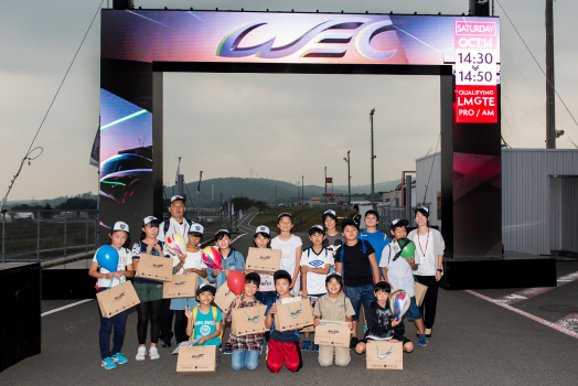 Meeting the fans of tomorrow in Fuji