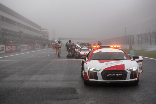 6 Hours of Fuji:  Race resumed behind the safety car after 34 minutes red flag period