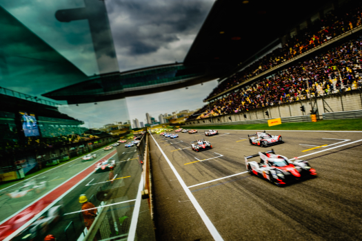 Shanghai après 2 heures : Toyota en tête, Porsche leader en LMGTE Pro
