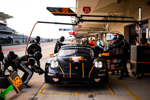 Football team Wolves partners with Gulf Racing for #LeMans24Virtual