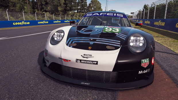 Porsche Esports Team dominate GTE qualifying at Le Mans Virtual