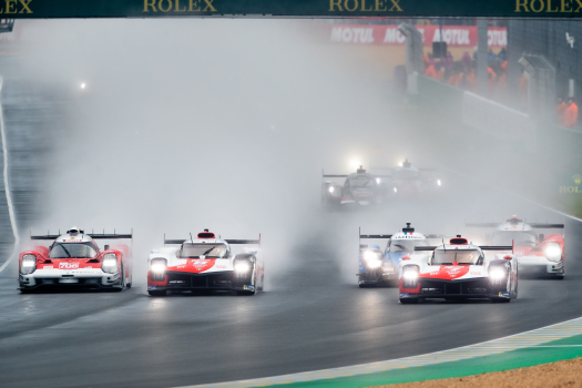 LM24 1 Hour report: Toyota No. 7 leads the field
