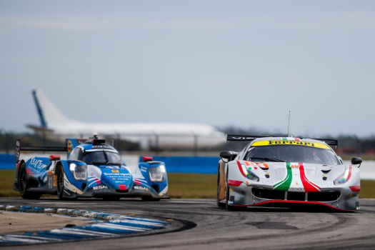 WRT and Porsche set the pace in Sebring