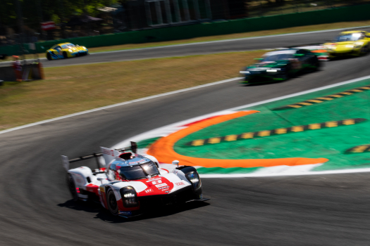 Hartley Leads FP2 but Peugeot Close; Bruni Tops LMGTE Pro