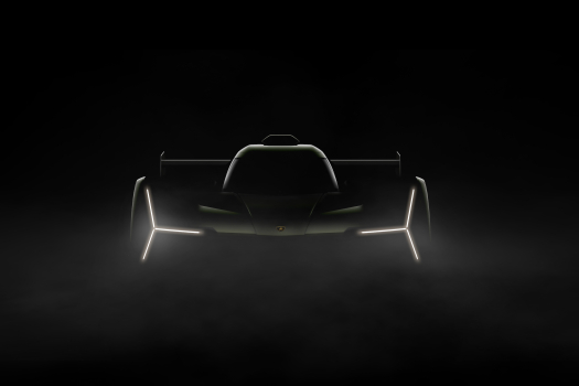 Lamborghini en 2024 avec un V8 bi-turbo.