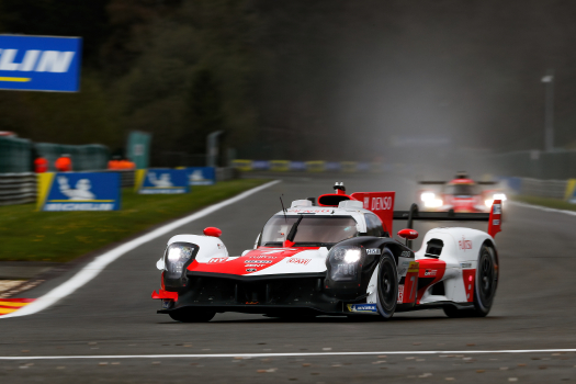 Toyota garde la main à Spa-Francorchamps : Kamui Kobayashi signe la pole au volant de la n°7.