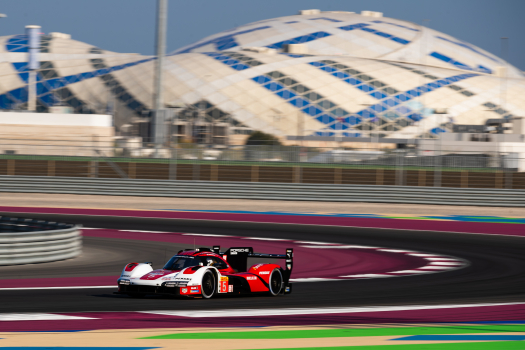 LIBRES 1 : Porsche donne le ton - McLaren devance Ferrari en LMGT3