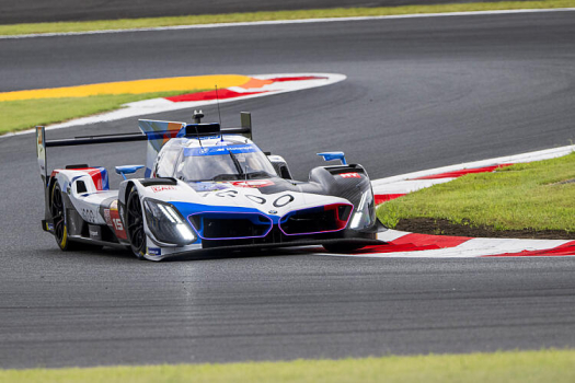 FUJI (LIBRES 2) :  BMW SURPREND - VISTA AF CORSE EN TÊTE EN LMGT3