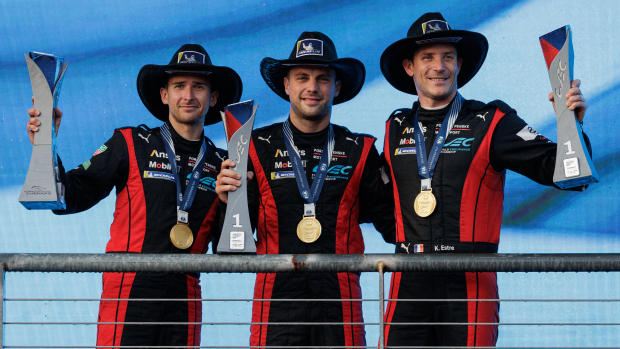 Porsche conquers changing conditions to triumph in Texas