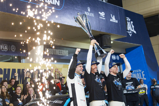 Manthey 1st Phorm's title as Akkodis ASP takes second win of season