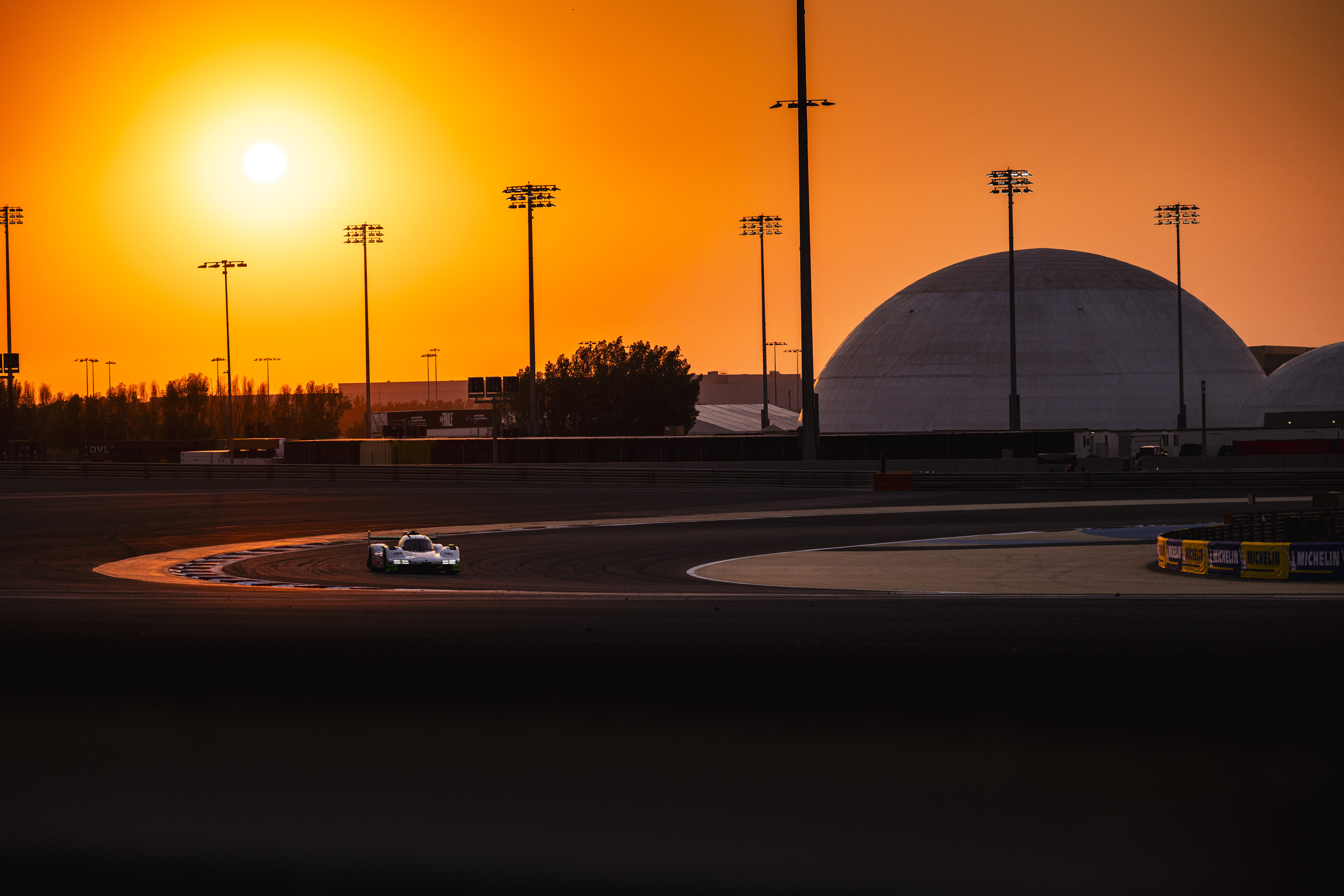 Bronze Middle Eastern package 2026