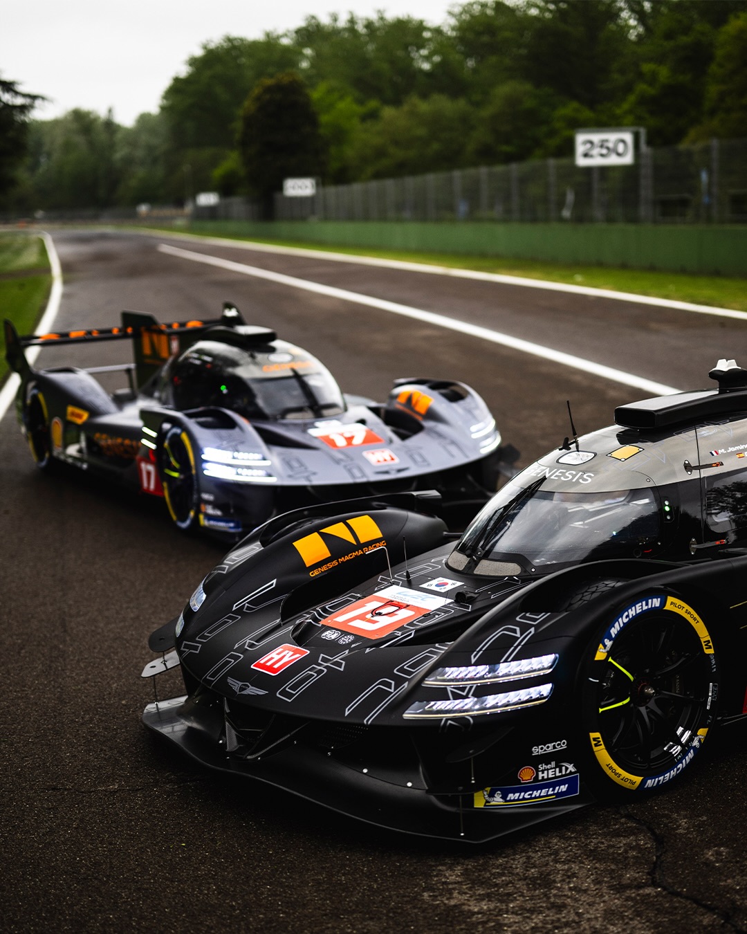 Poised for action @genesismagmaracing 🇰🇷 Soon we’ll witness the Genesis GMR-001 Hypercar hit the tra